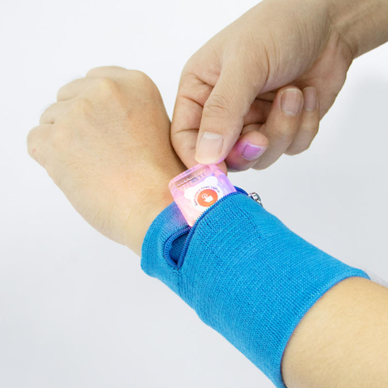 Sports wrist wallets from Kingspeed Sports